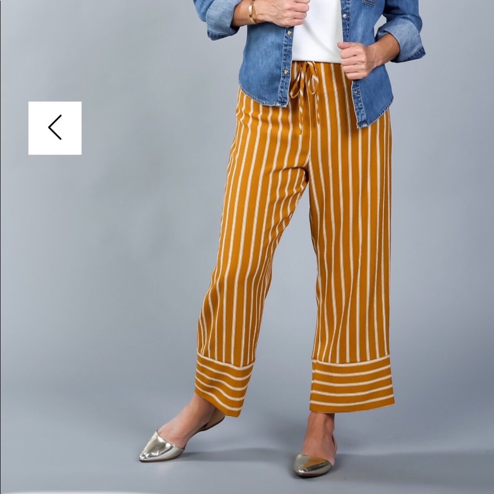 Striped Drawstring Culotte Pants - Picture 6 of 7